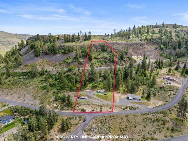 39500 Lakewind Dr N, Seven Bays, WA 99122