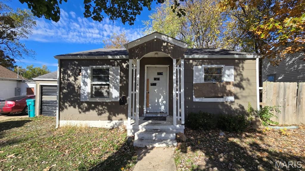 329 Watson Road, Sullivan, MO 63080 Main Photo