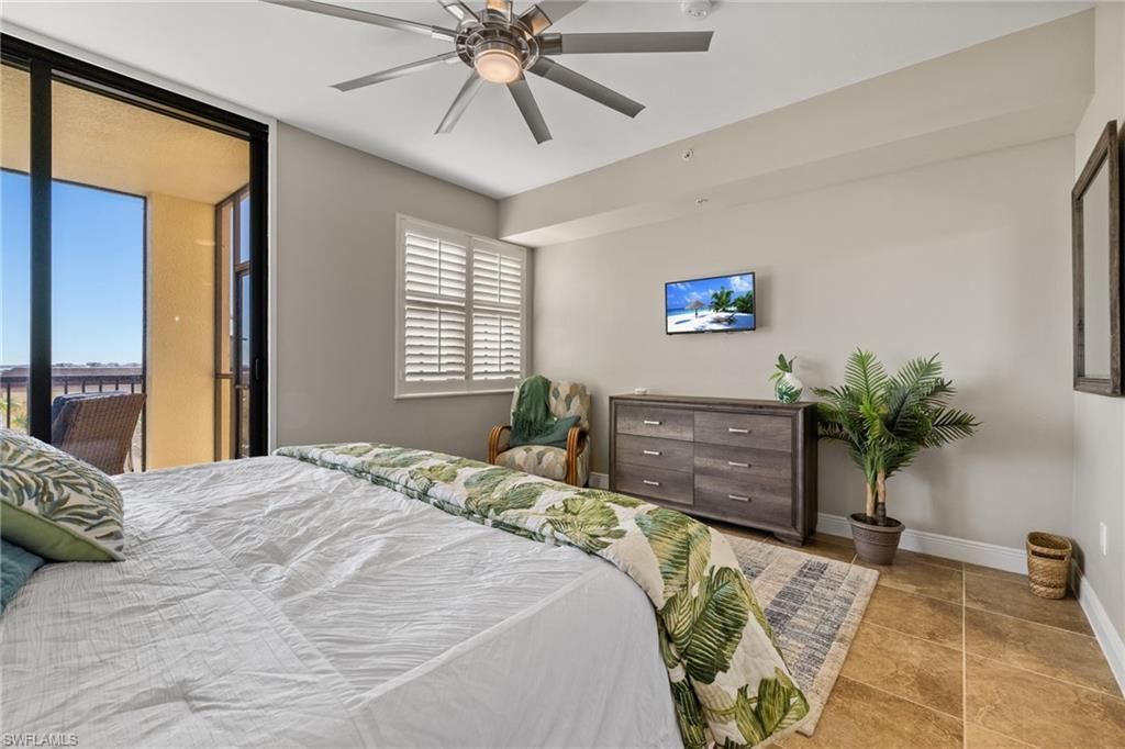 5781 Cape Harbour Dr, Unit 502, Cape Coral, FL 33914 Photo