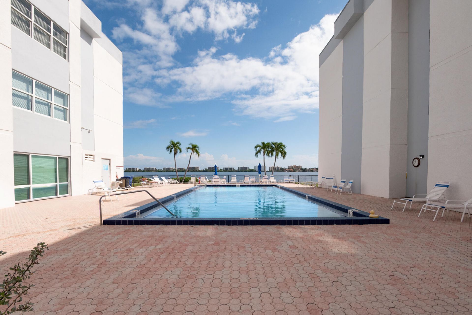 1516 S Lakeside Drive, Unit 411, Lake Worth Beach, FL 33460 Photo
