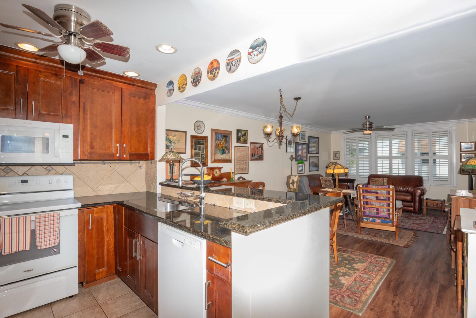 1516 S Lakeside Drive, Unit 411, Lake Worth Beach, FL 33460 Photo