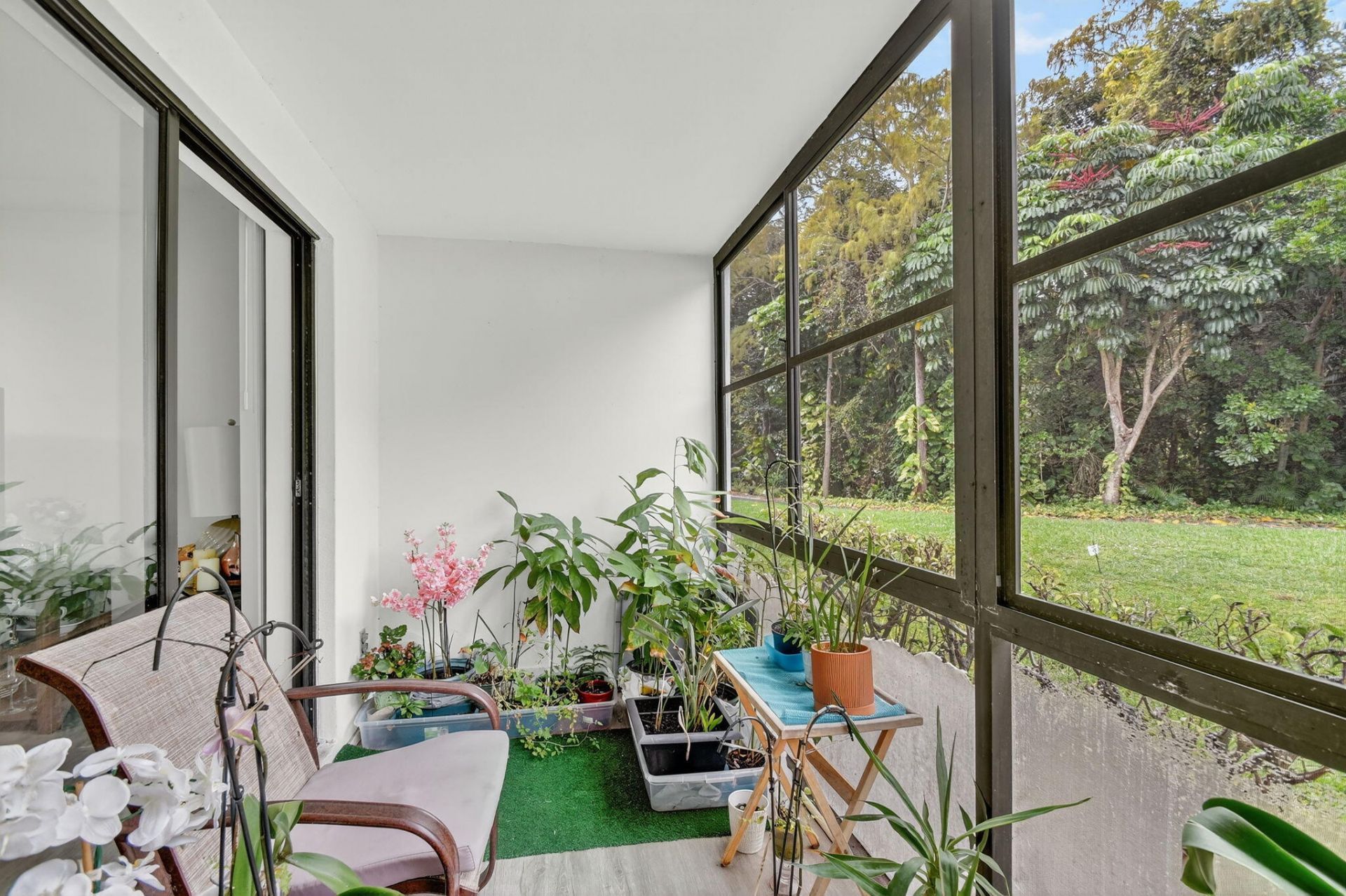 1009 Green Pine Boulevard, Unit F1, West Palm Beach, FL 33409 Photo