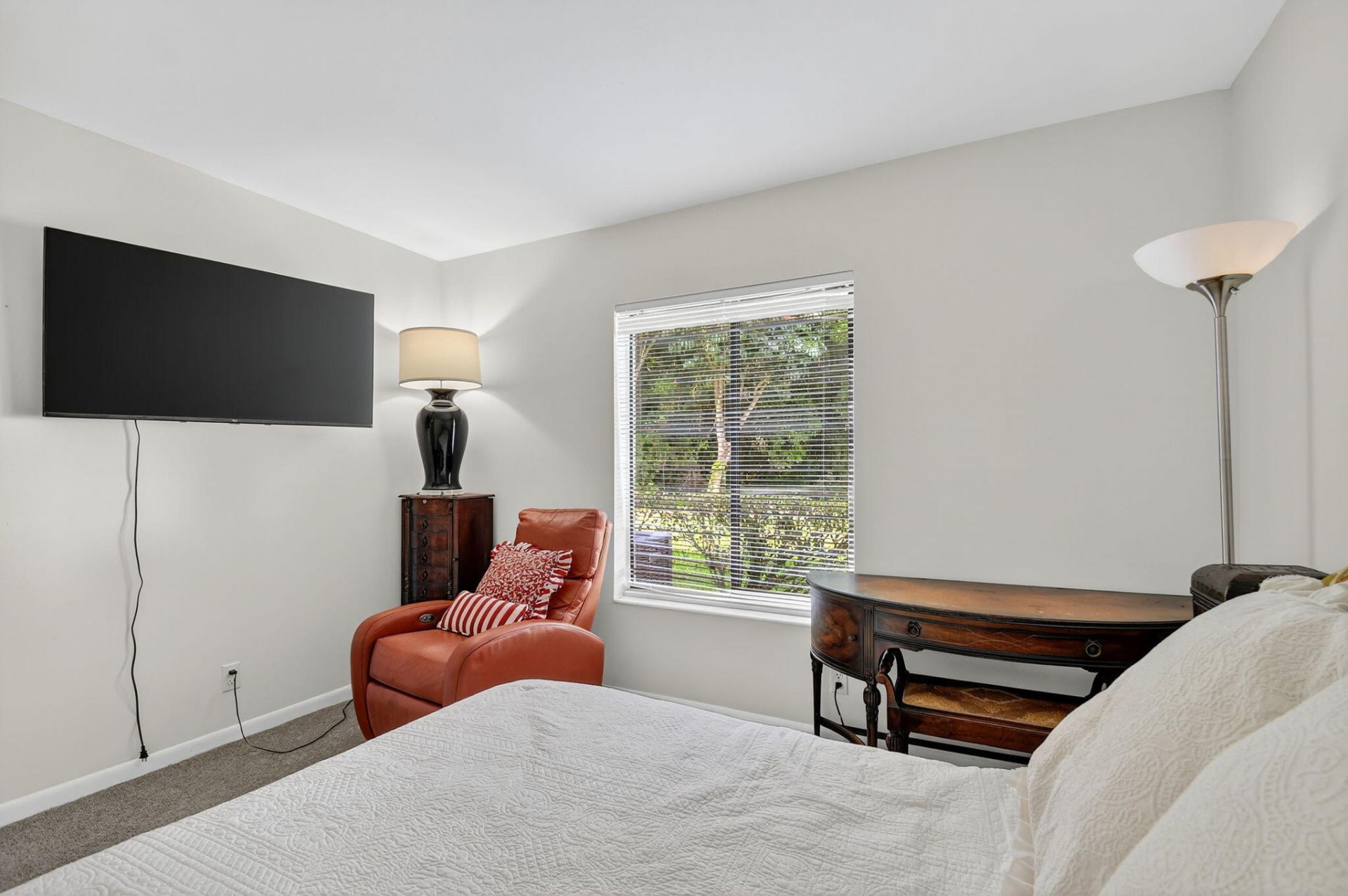 1009 Green Pine Boulevard, Unit F1, West Palm Beach, FL 33409 Photo