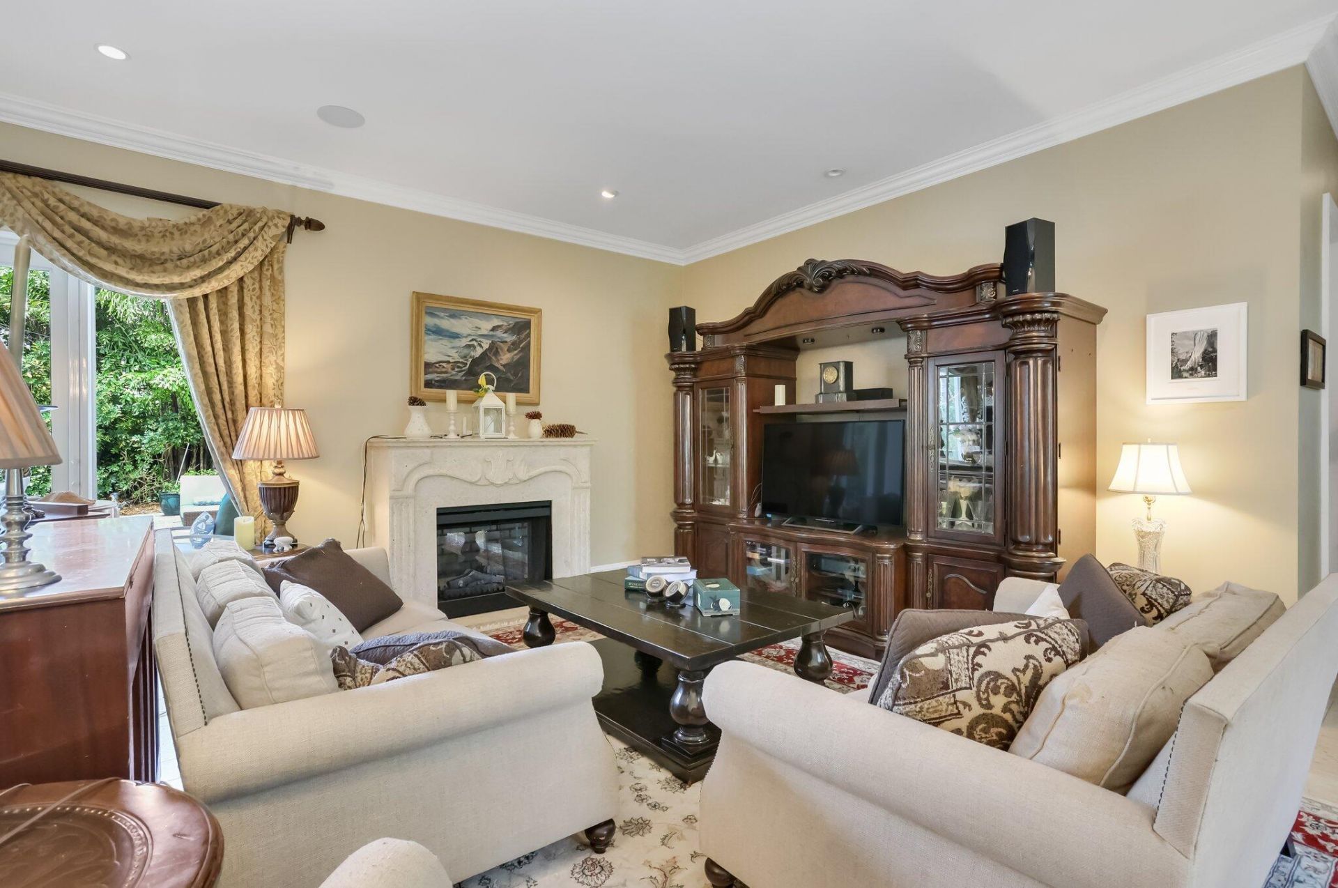 2409 NE 12th Street, Fort Lauderdale, FL 33304 Photo