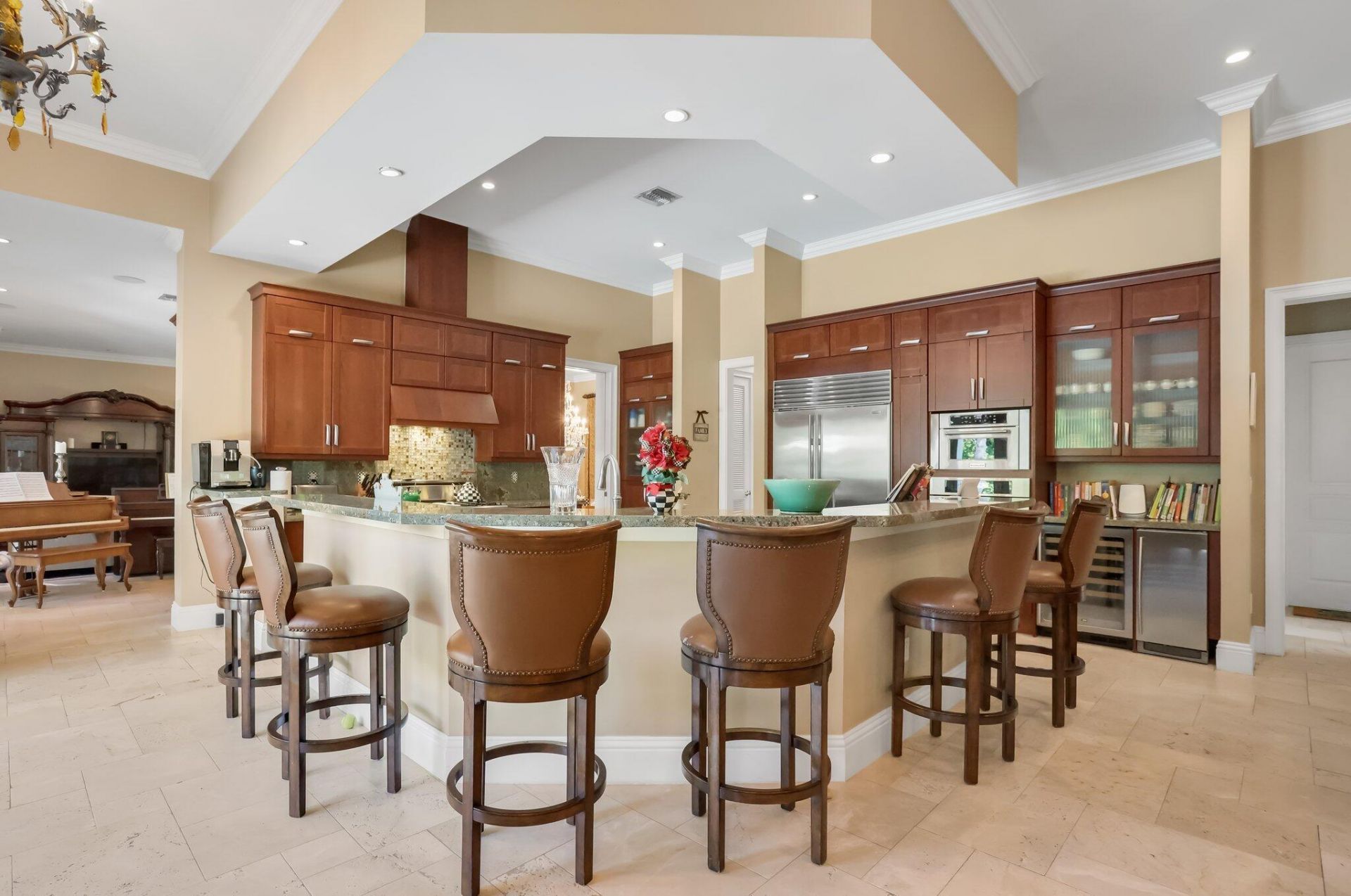 2409 NE 12th Street, Fort Lauderdale, FL 33304 Photo