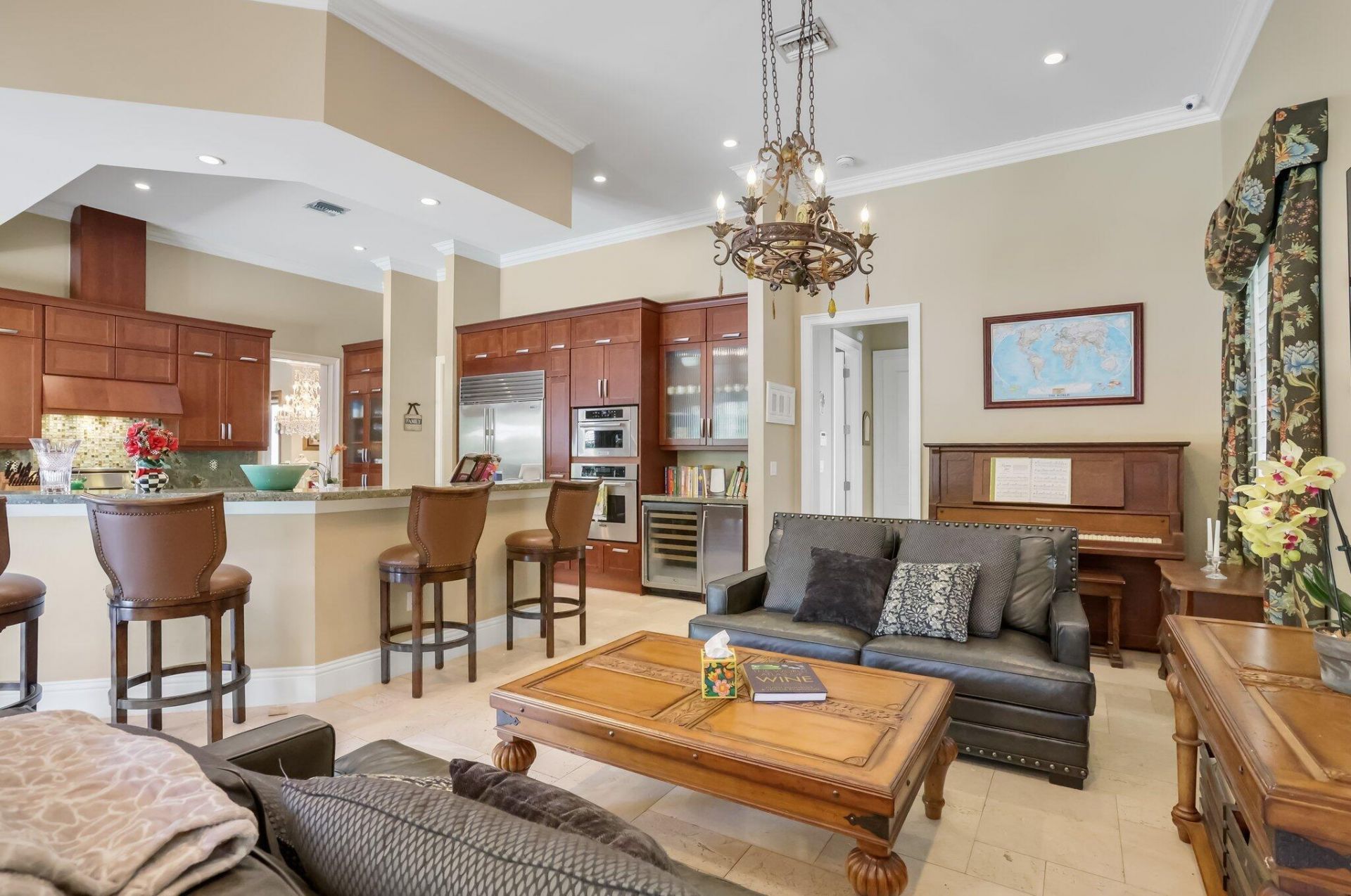 2409 NE 12th Street, Fort Lauderdale, FL 33304 Photo