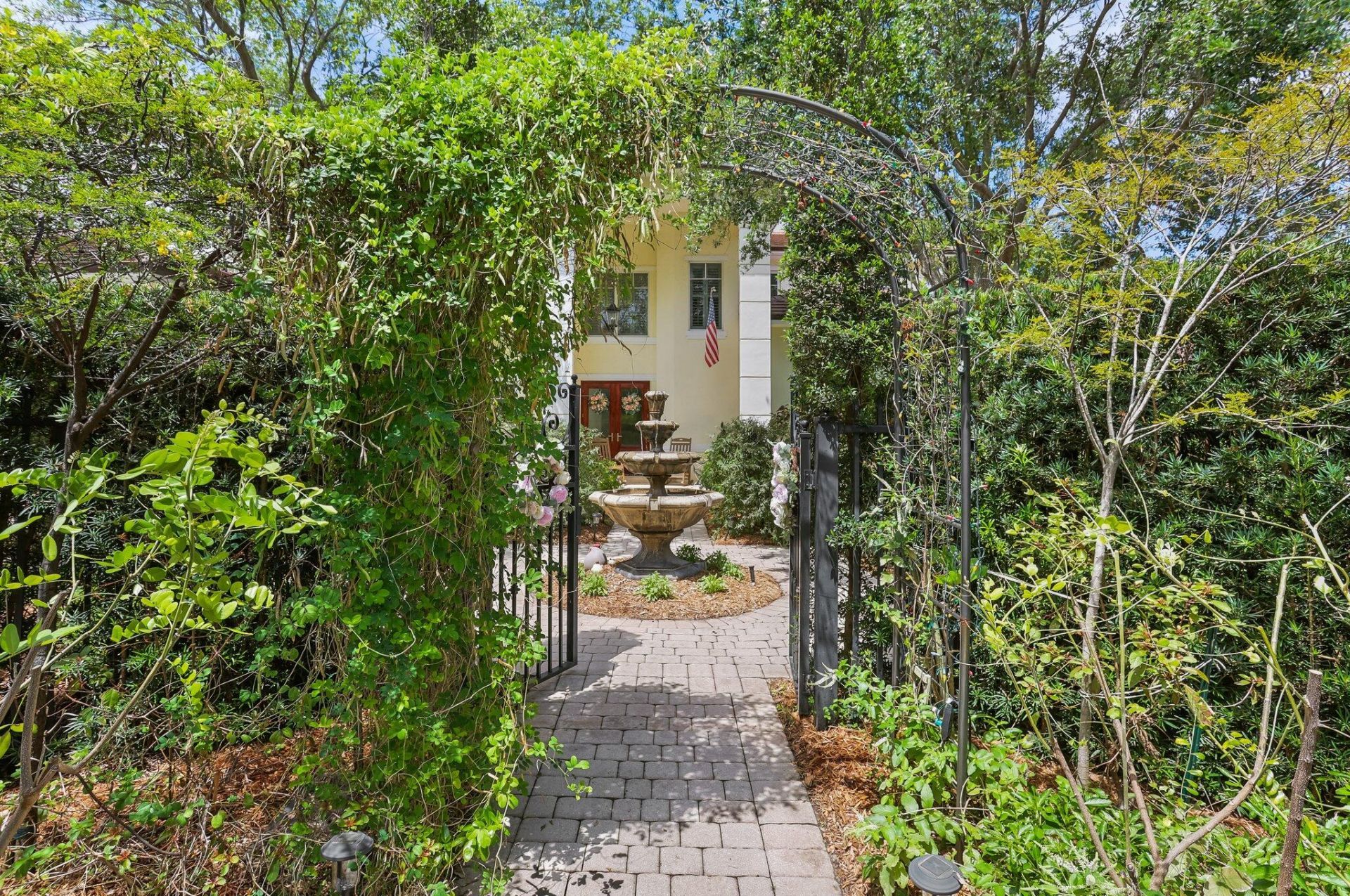 2409 NE 12th Street, Fort Lauderdale, FL 33304 Photo