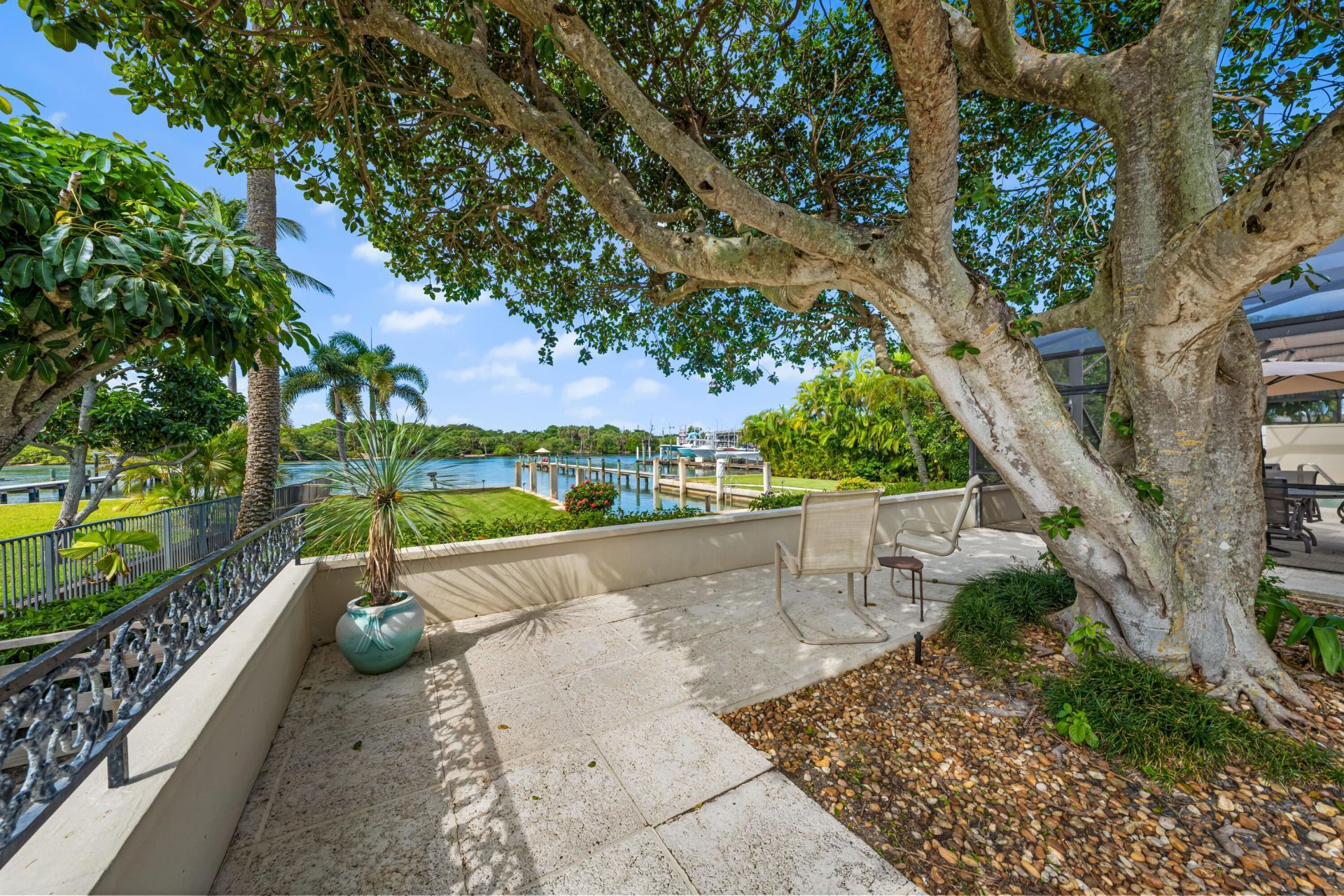 107 Lighthouse Drive, Jupiter Inlet Colony, FL 33469 Photo