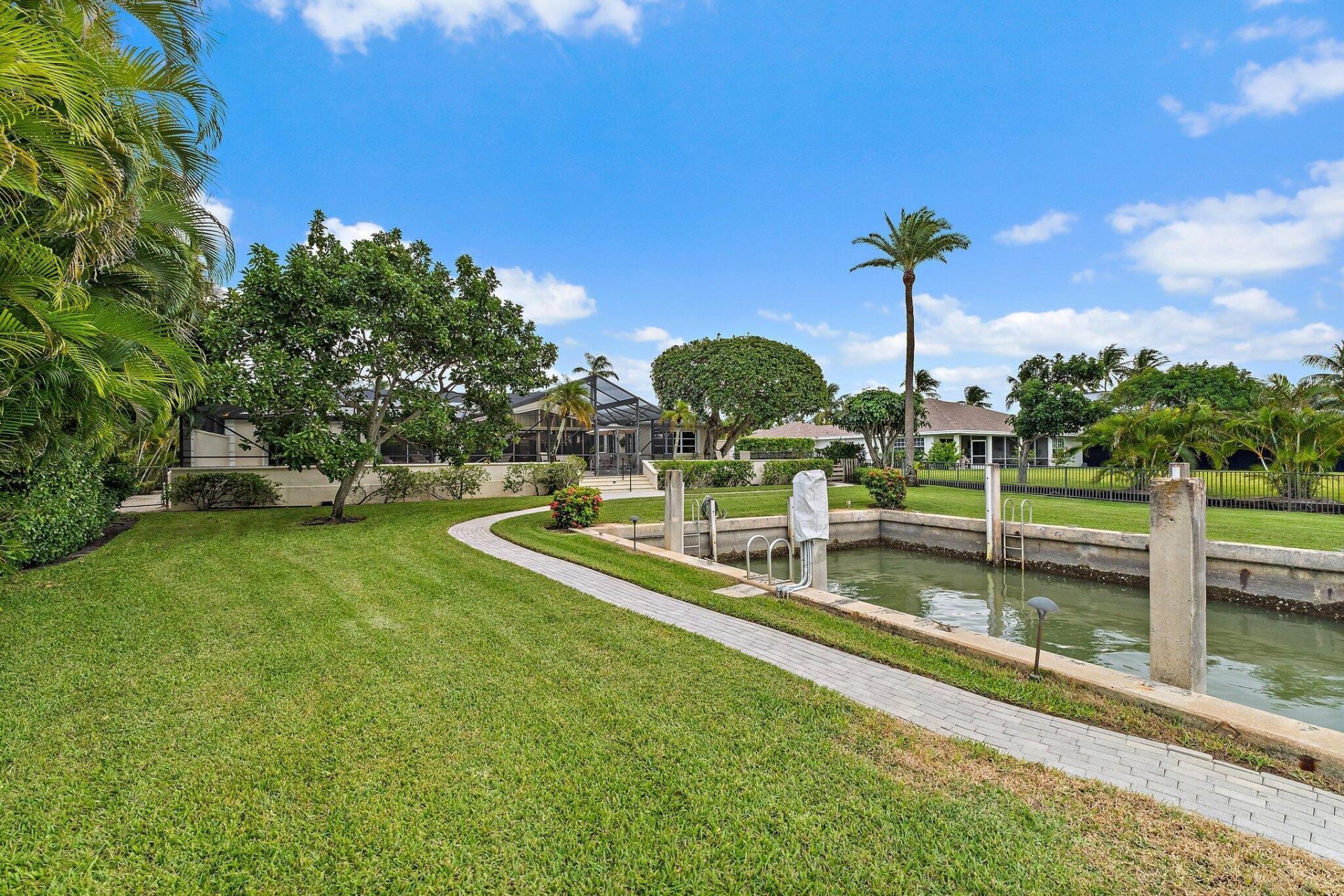 107 Lighthouse Drive, Jupiter Inlet Colony, FL 33469 Photo
