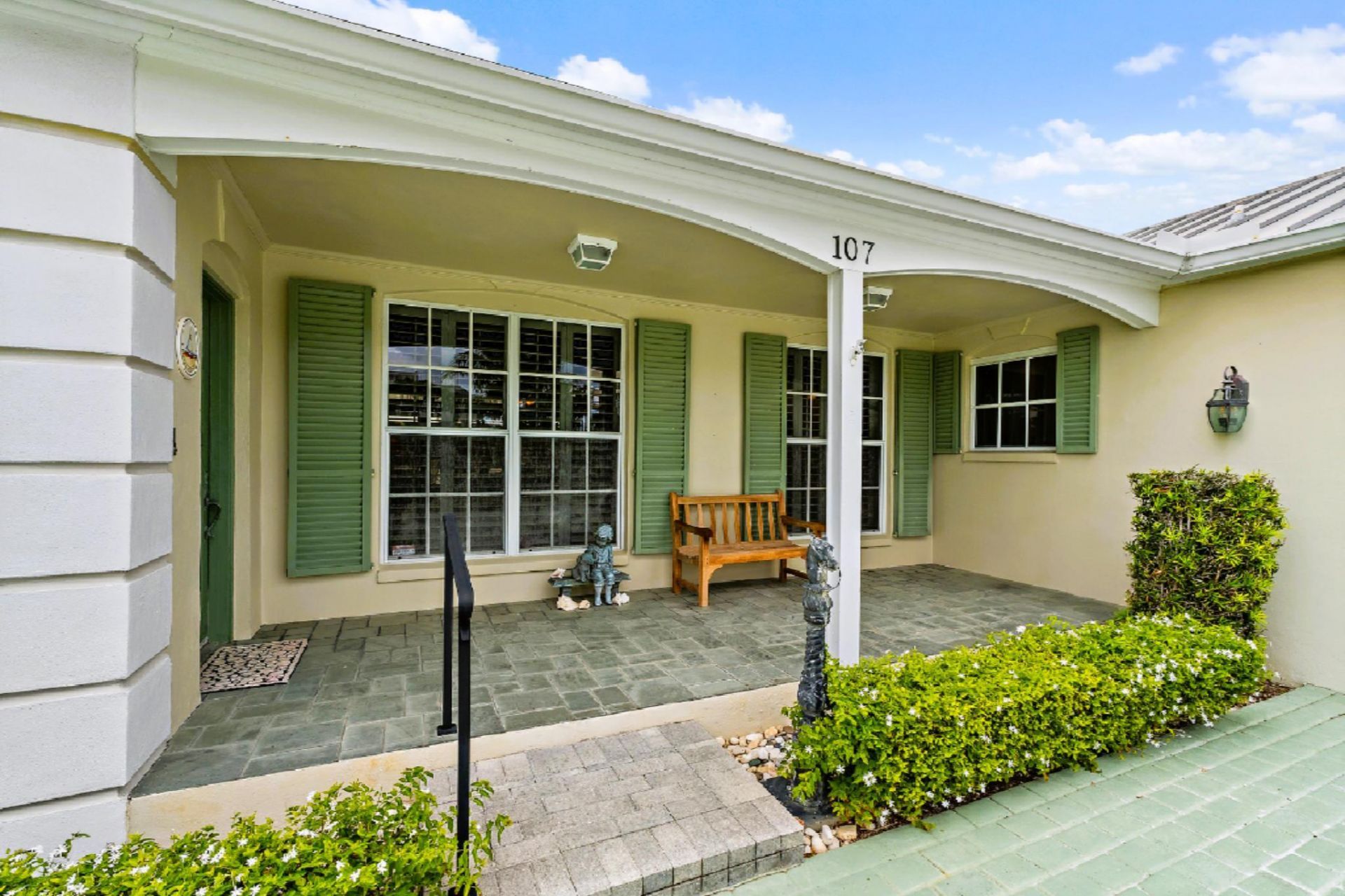 107 Lighthouse Drive, Jupiter Inlet Colony, FL 33469 Photo