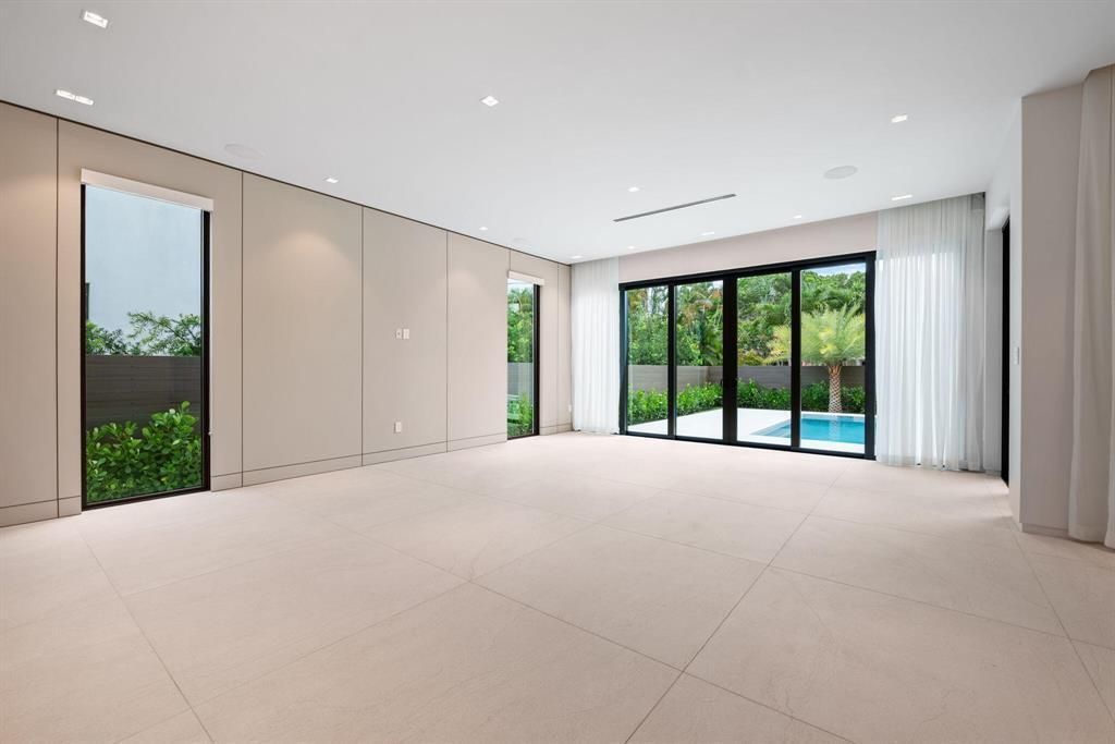 607 NE 17th Avenue, Fort Lauderdale, FL 33304 Photo