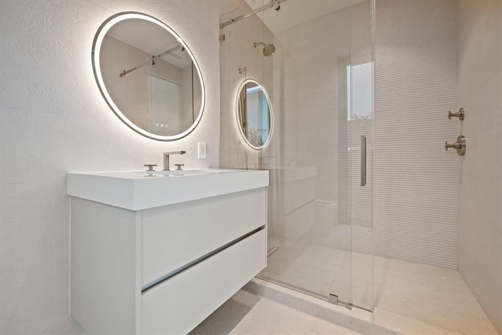 607 NE 17th Avenue, Fort Lauderdale, FL 33304 Photo