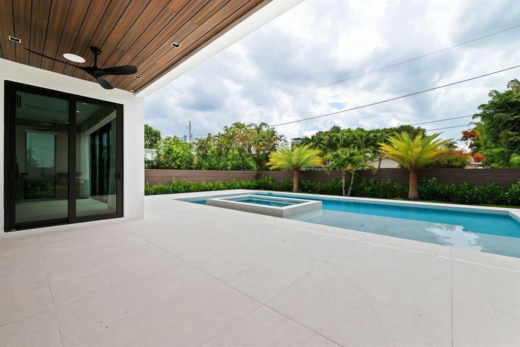 607 NE 17th Avenue, Fort Lauderdale, FL 33304 Photo