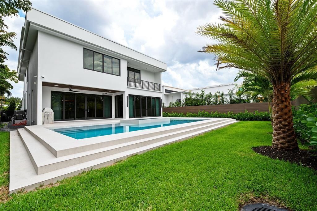 607 NE 17th Avenue, Fort Lauderdale, FL 33304 Photo