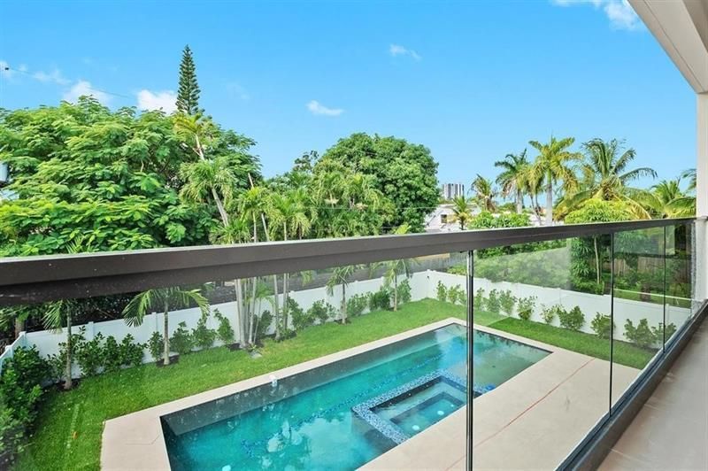 607 NE 17th Avenue, Fort Lauderdale, FL 33304 Photo