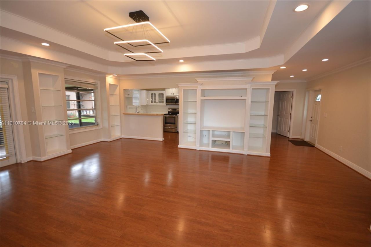 2119 Nova Village Dr, Davie, FL 33317 Photo