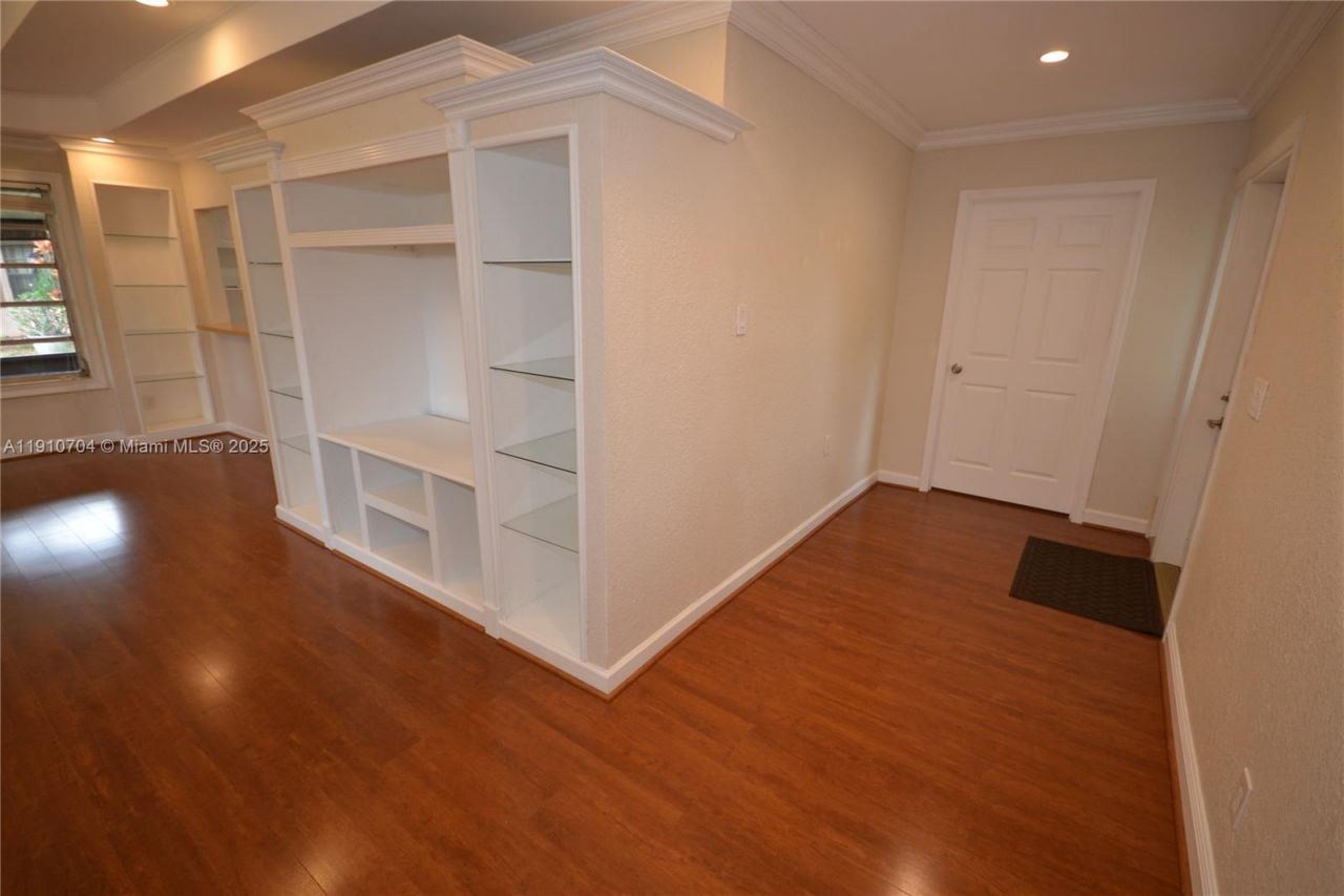 2119 Nova Village Dr, Davie, FL 33317 Photo