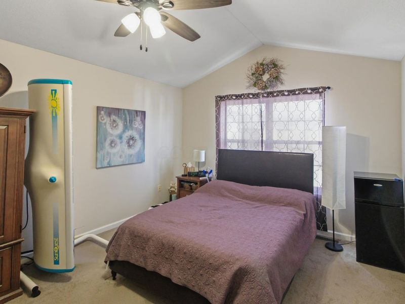 810 Mystic Pointe Drive, Lewis Center, OH 43035 Photo 12