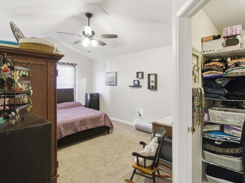 810 Mystic Pointe Drive, Lewis Center, OH 43035 Photo 13