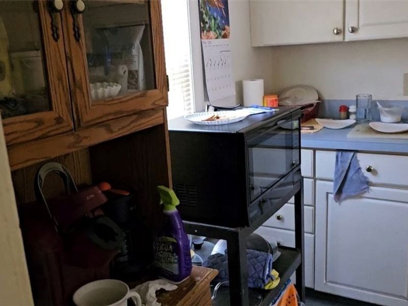 19326 Tyronne Avenue, Euclid, OH 44119 Photo 10