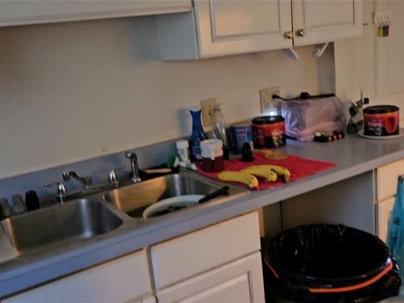 19326 Tyronne Avenue, Euclid, OH 44119 Photo 11