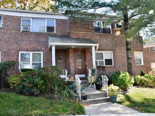 198-44 Pompeii Avenue, Unit 1A, Hollis, NY 11423