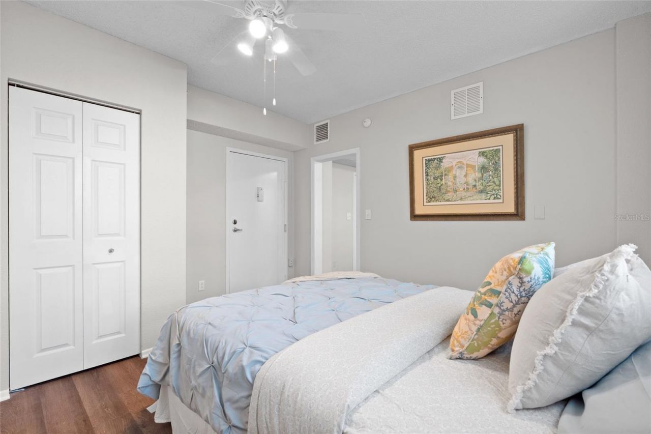 411 1st Avenue N, Unit 307, Saint Petersburg, FL 33701 Photo