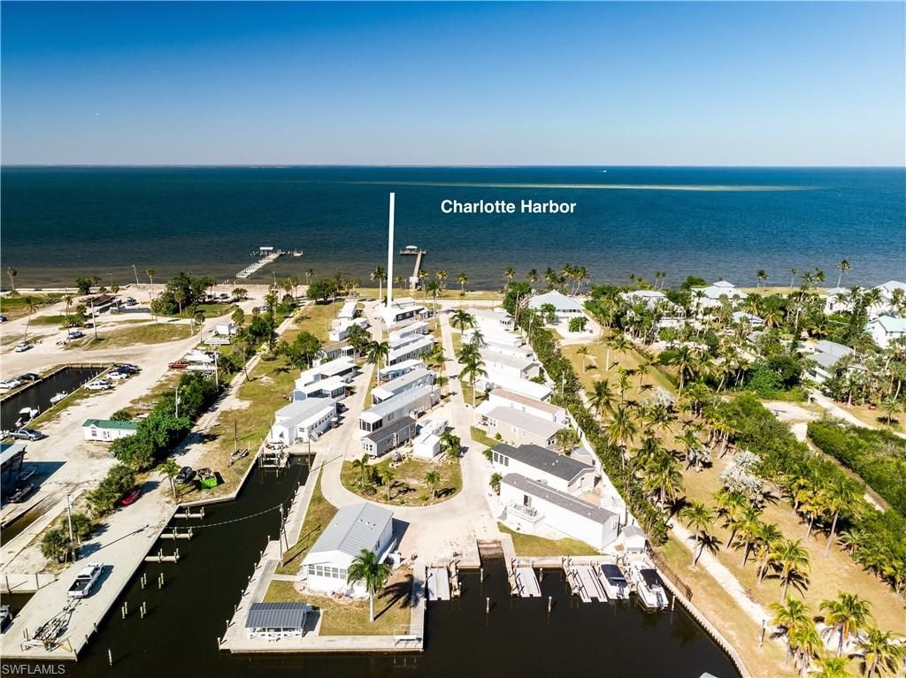 16978 Captains Dr, Bokeelia, FL 33922 Photo