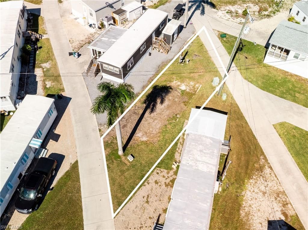 16978 Captains Dr, Bokeelia, FL 33922 Photo