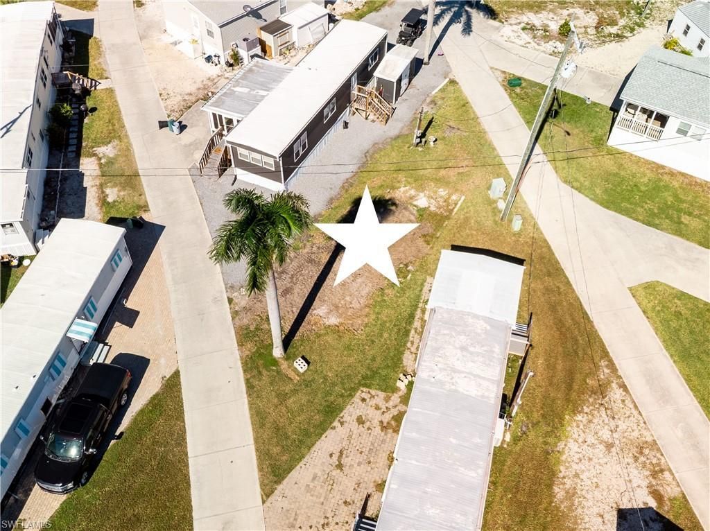 16978 Captains Dr, Bokeelia, FL 33922 Photo