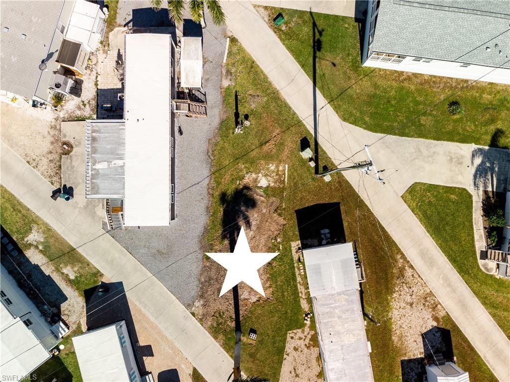 16978 Captains Dr, Bokeelia, FL 33922 Photo