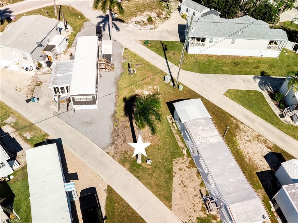 16978 Captains Dr, Bokeelia, FL 33922 Photo