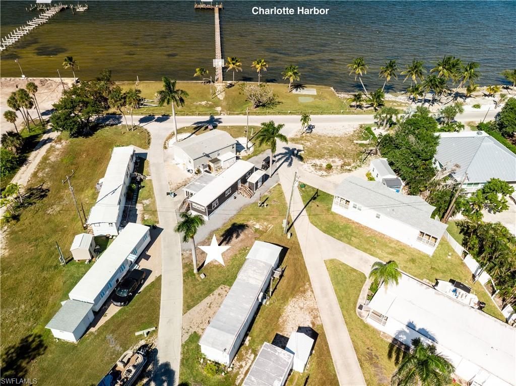 16978 Captains Dr, Bokeelia, FL 33922 Photo