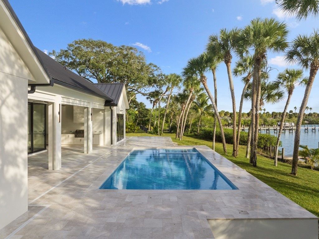 8680 Shore Lane, Vero Beach, FL 32967 Photo