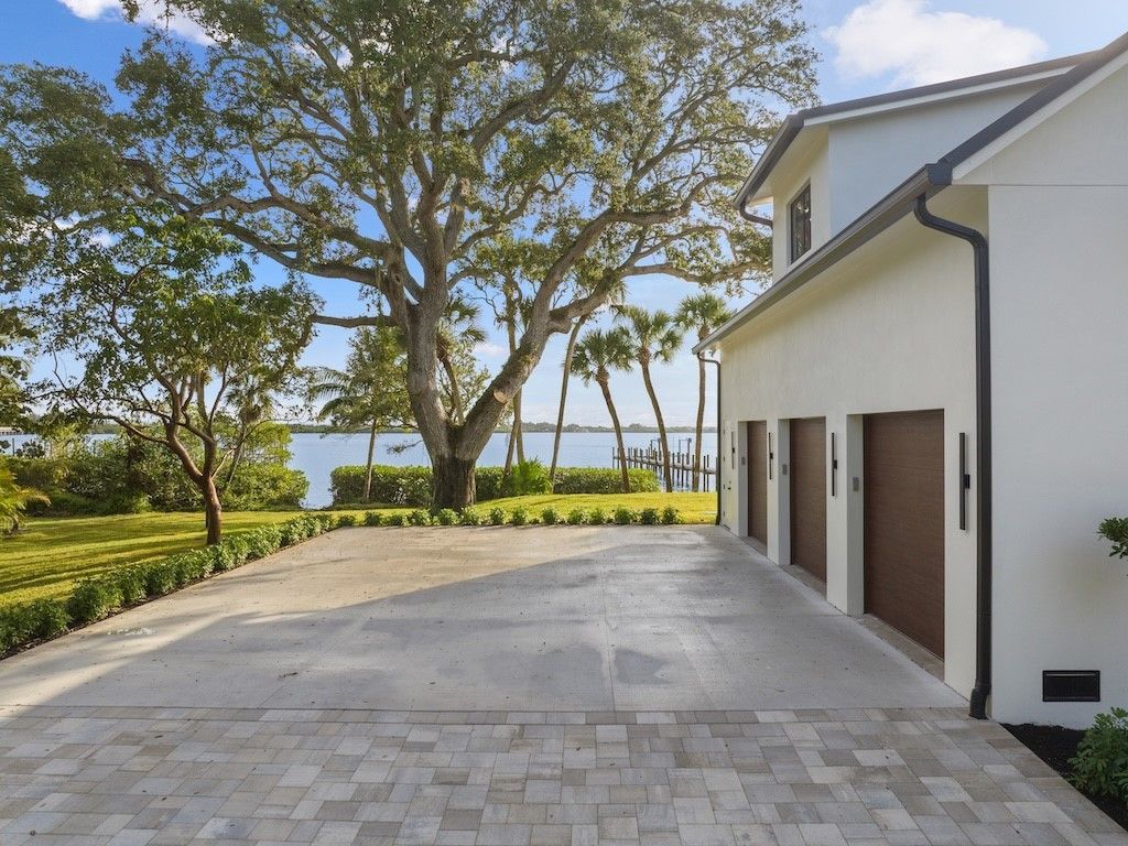 8680 Shore Lane, Vero Beach, FL 32967 Photo