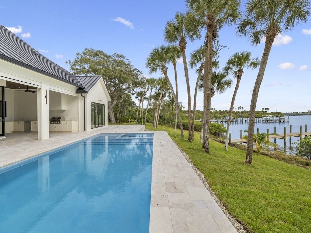8680 Shore Lane, Vero Beach, FL 32967 Photo