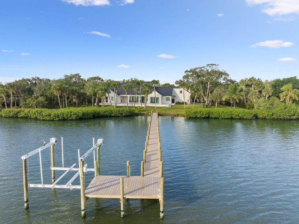 8680 Shore Lane, Vero Beach, FL 32967 Photo