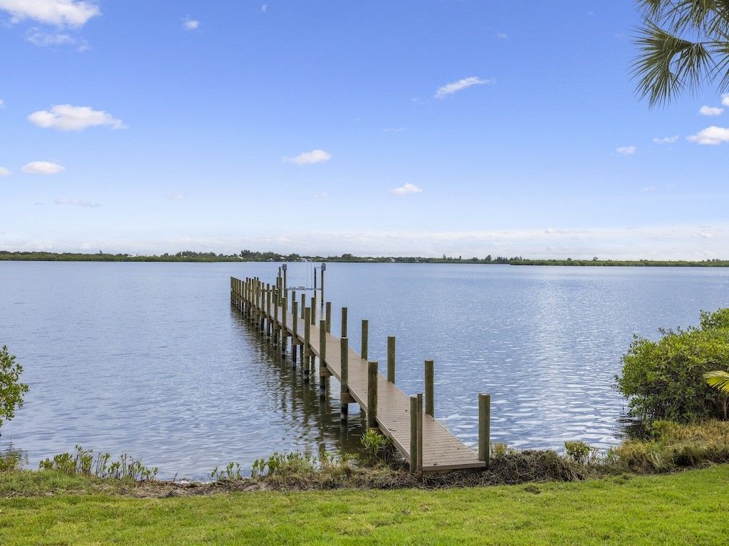 8680 Shore Lane, Vero Beach, FL 32967 Photo