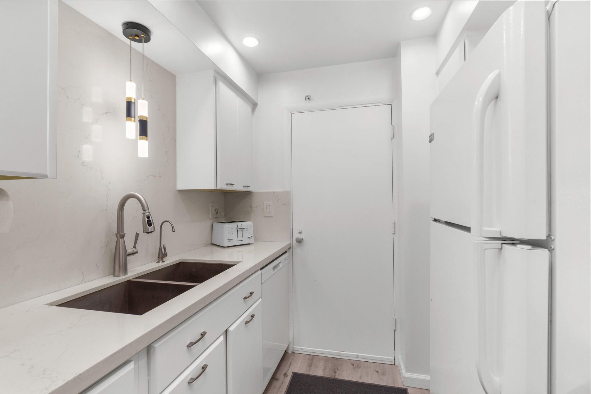 3333 NE 34th Street, Unit 412, Fort Lauderdale, FL 33308 Photo