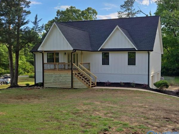 702 N Airport Road, Jasper, AL 35504