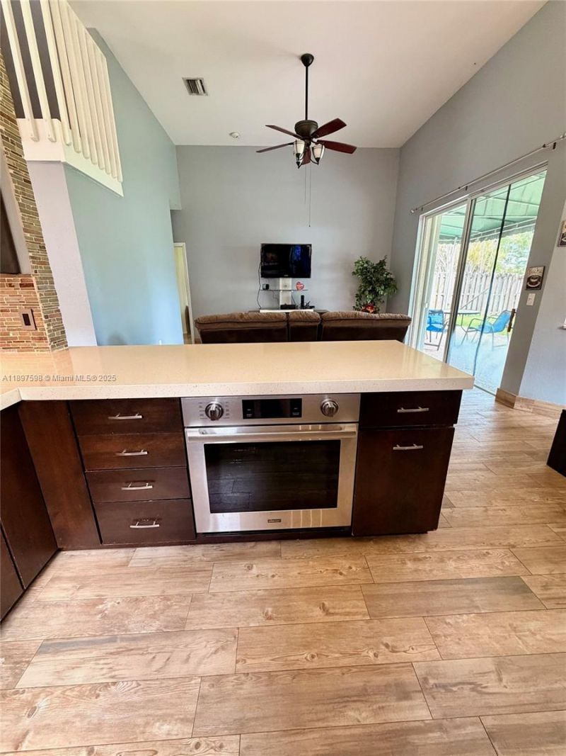 1861 SE 19th Ave, Homestead, FL 33035 Photo