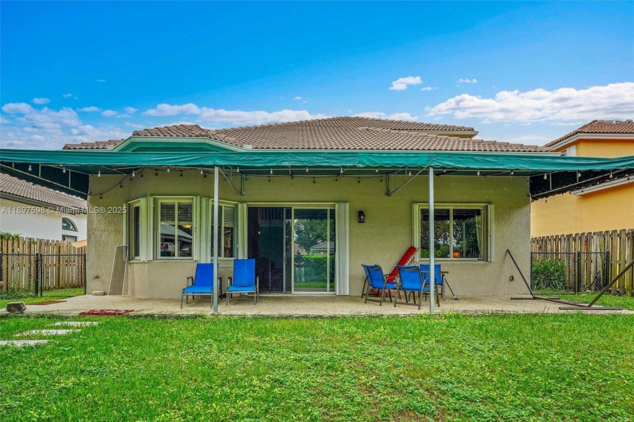 1861 SE 19th Ave, Homestead, FL 33035 Photo