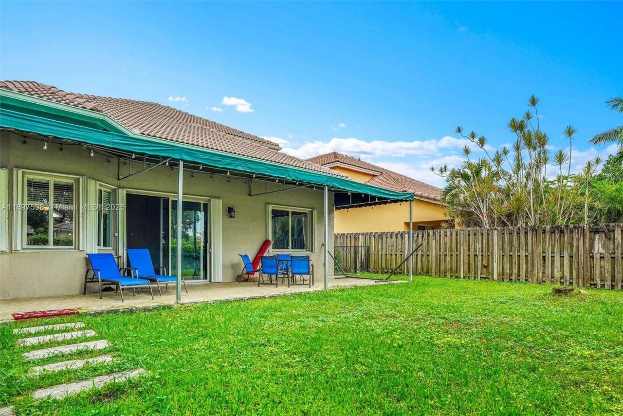 1861 SE 19th Ave, Homestead, FL 33035 Photo