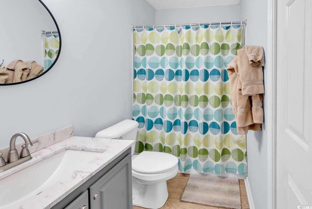 390 Pinehurst Ln. Photo 18