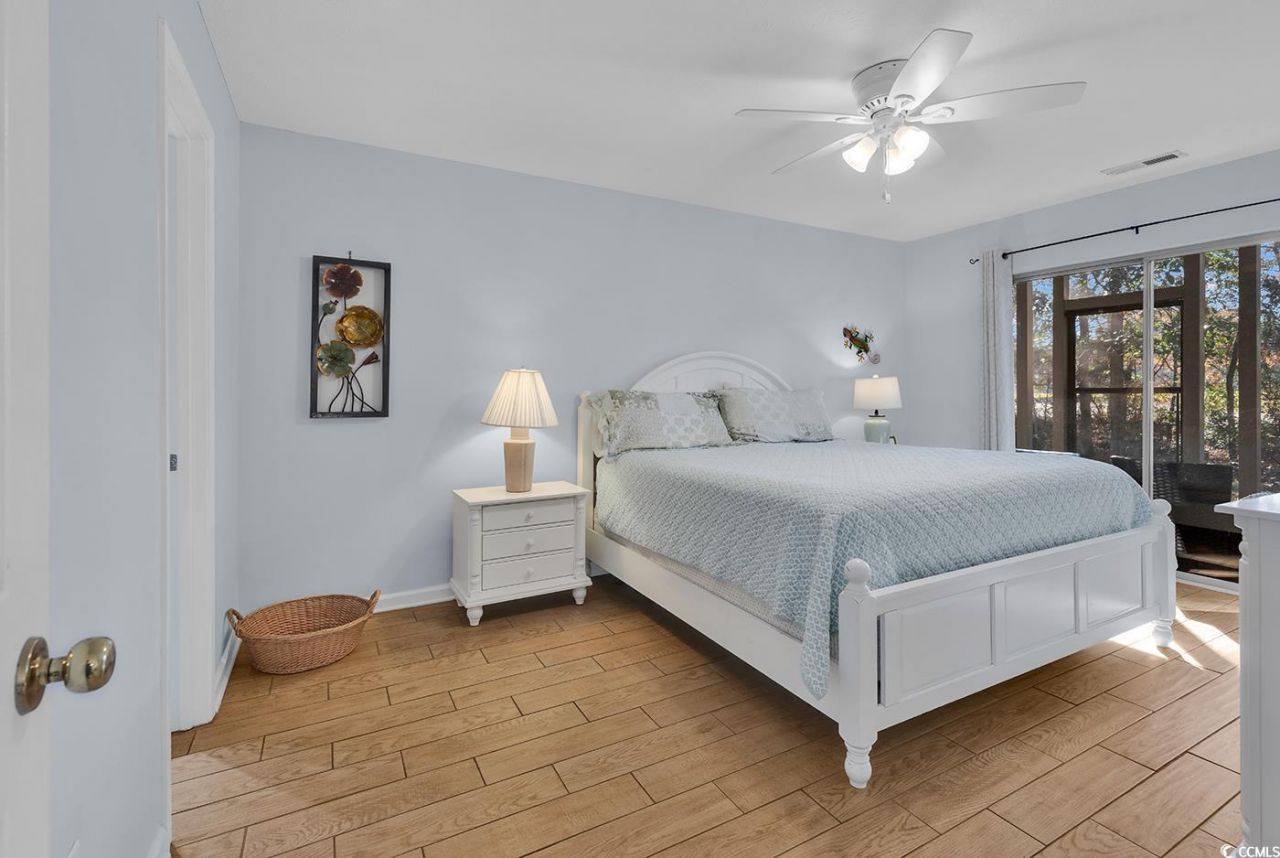 390 Pinehurst Ln. Photo 20