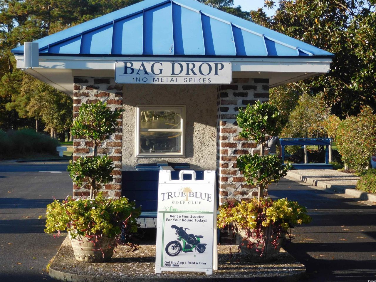 390 Pinehurst Ln. Photo 31