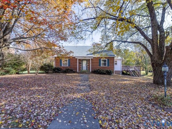 106 Courthouse Road, Blackstone, VA 23824