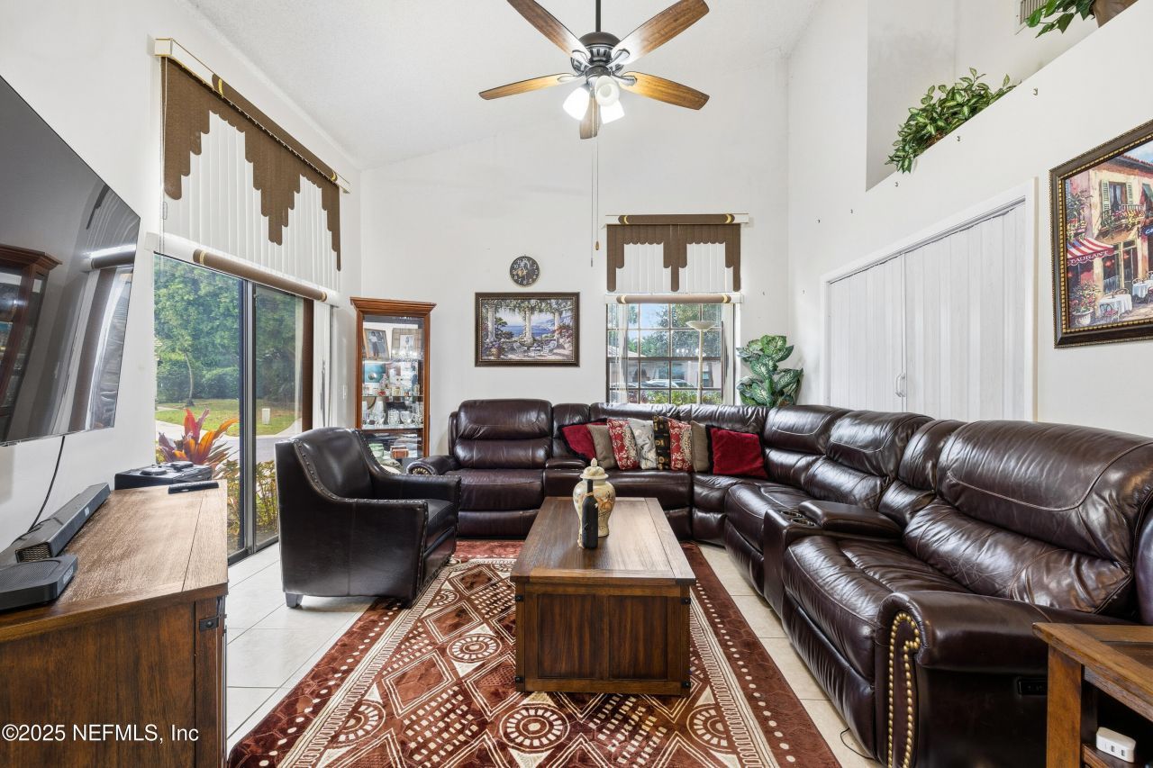 10933 Stafford Circle S, Boynton Beach, FL 33436 Photo