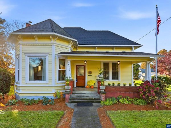 38808 N Main St, Scio, OR 97374