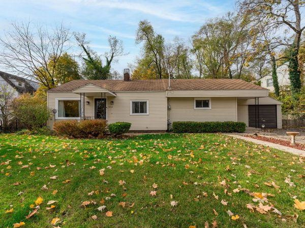 3426 Ash Street, Kalamazoo, MI 49001